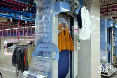 洗衣服也要靠黑科技?記者探營這家洗衣中央工廠發現…